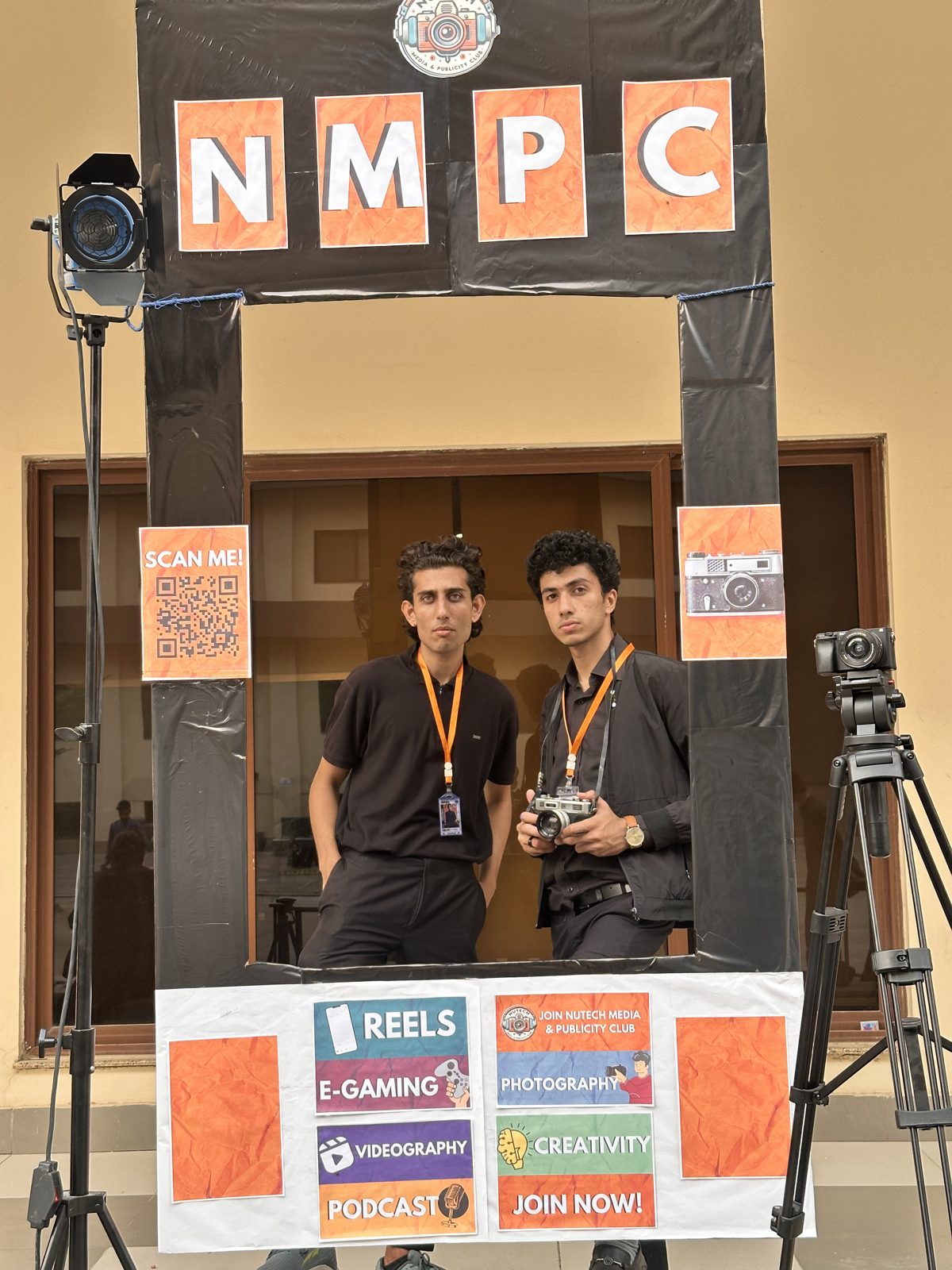 The NMPC booth with lights and tripods